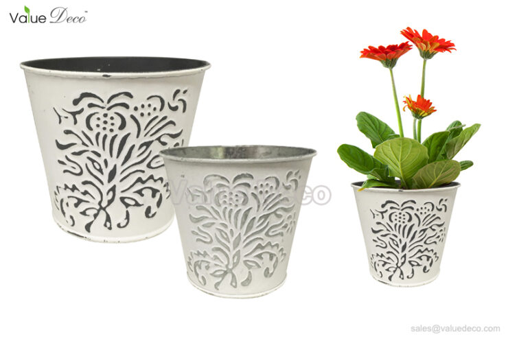 ZCV00675 (Flower Embossed Zinc Planter)