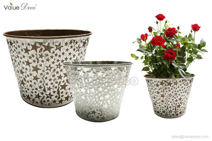 ZCV01313 (Xmas Stars Pattern Zinc Pot)